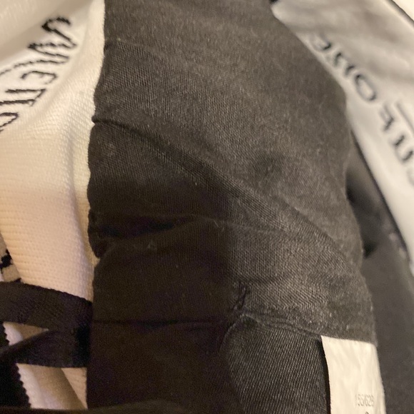 NWOT WELLFONE WELLFONE BLACK & WHITE COLOR SIZE S SWEATER SHORTS - Picture 8 of 13